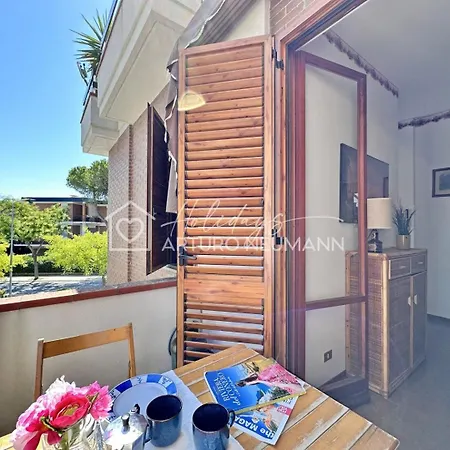 246 - Trilocale In Centro Con Posto Auto Interno - Climatizzato Al White Club Inclusa マルチェッリ